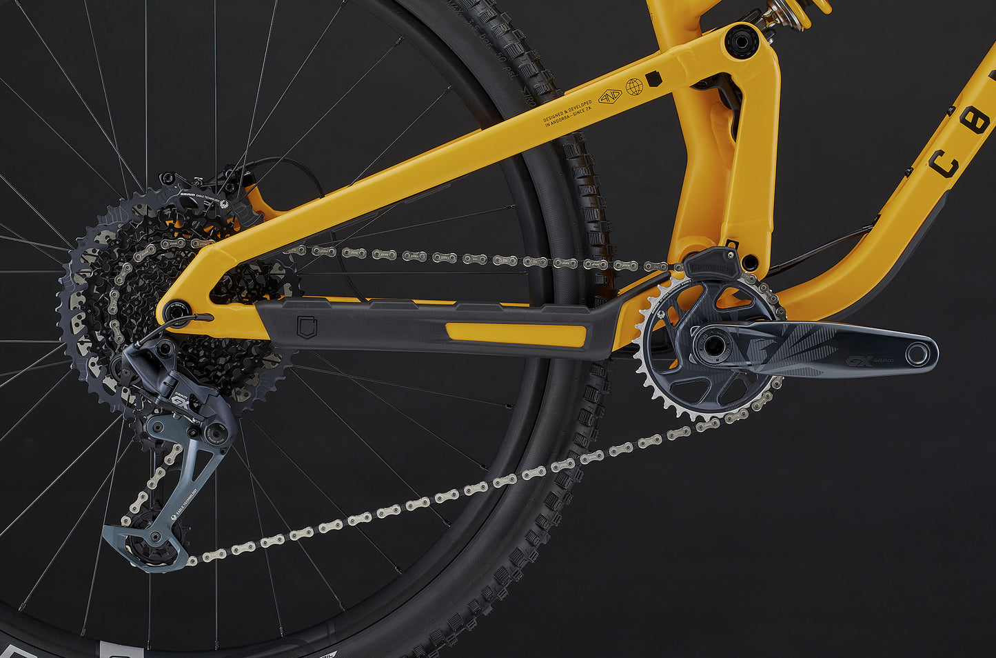 COMMENCAL META V5 OHLINS EDITION YELLOW