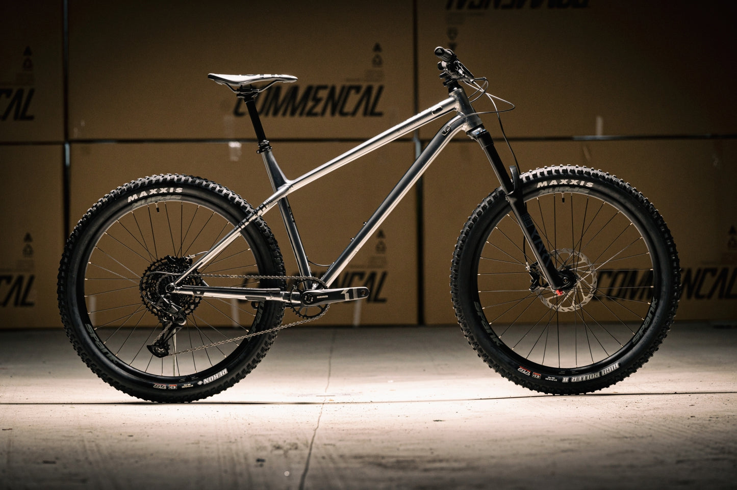 Commencal Meta HT AM Essential Gun Metal 2021